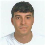 Profesor de natación, para todas las edades y cursos.